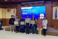 Tim Humas Unsera Menerima Anugerah Humas Diktiristek (AHD) 2024 dari Lembaga Layanan Pendidikan Tinggi (LLDikti) Wilayah IV.
