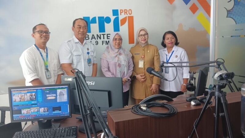 acara Talk Show Banten Bisa di Radio Republik Indonesia (RRI)