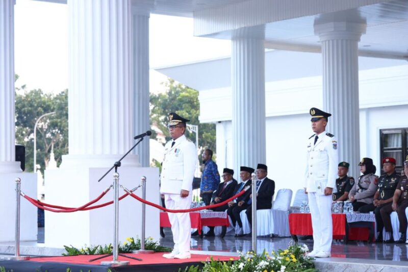 Gubernur Banten Andra Soni mengikuti Upacara Peringatan Hari Otonomi Daerah (Otda) ke-29