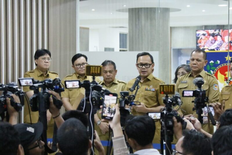 konferensi pers di Kantor Direktorat Jenderal Bina Pemerintahan Desa Kemendagri