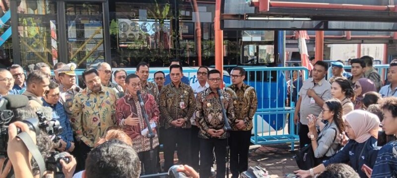 Gubernur Banten Andra Soni Lepas Keberangkatan Perdana Transjabodetabek Blok M – Alam Sutera