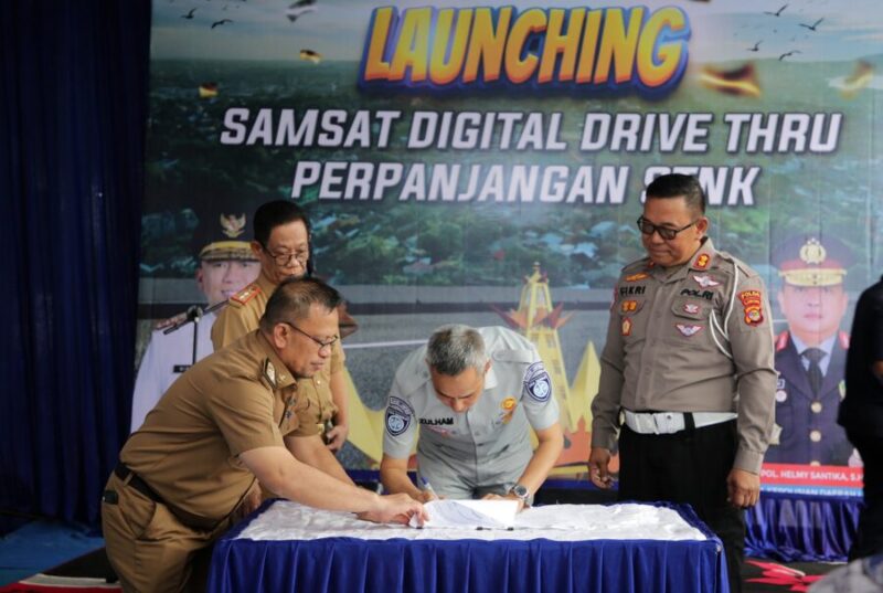 Gubernur Mirza hadiri acara Samsat Digital Drive Thru Perpanjangan STNK