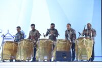 Wamendagri Bima Arya Sugiarto memberikan sambutan dalam acara Munas VII APEKSI di Kota Surabaya