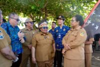 Wamendagri Ribka Haluk meninjau Pos Lintas Batas Negara (PLBN) Skouw di Distrik Muara Tami, Kota Jayapura, Papua