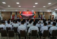 KPU Provinsi Banten melaksanakan penandatanganan Surat Perjanjian Kerja dan Surat Pernyataan Melaksanakan Tugas bagi Pegawai Pemerintah dengan Perjanjian Kerja Periode 1.