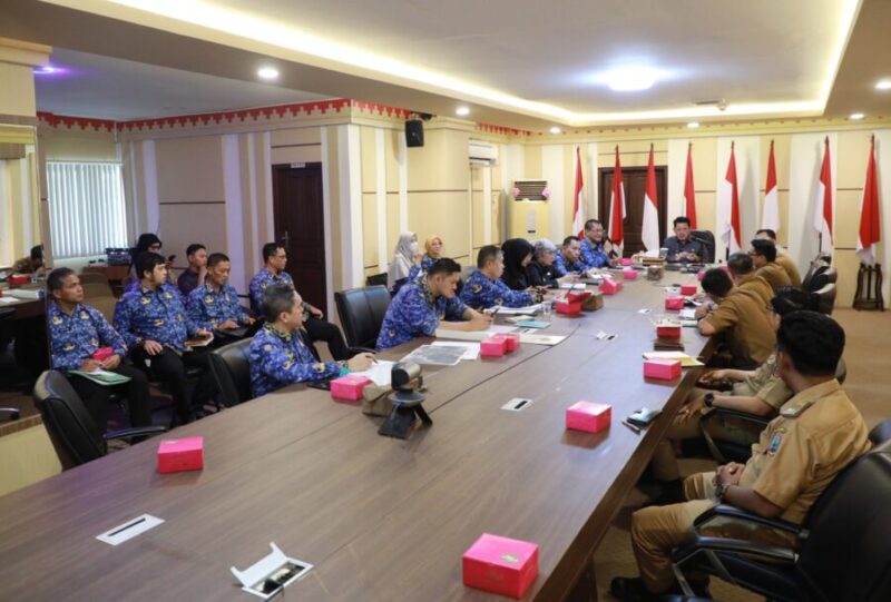 Rapat tindak lanjut pembangunan Sekolah Rakyat yang digelar di Ruang Sakai Samabayan, Kompleks Kantor Gubernur, Bandarlampung
