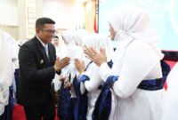 Gubernur Andra Soni Kukuhkan Pengurus  Dekranasda dan Bunda PAUD Provinsi Banten  