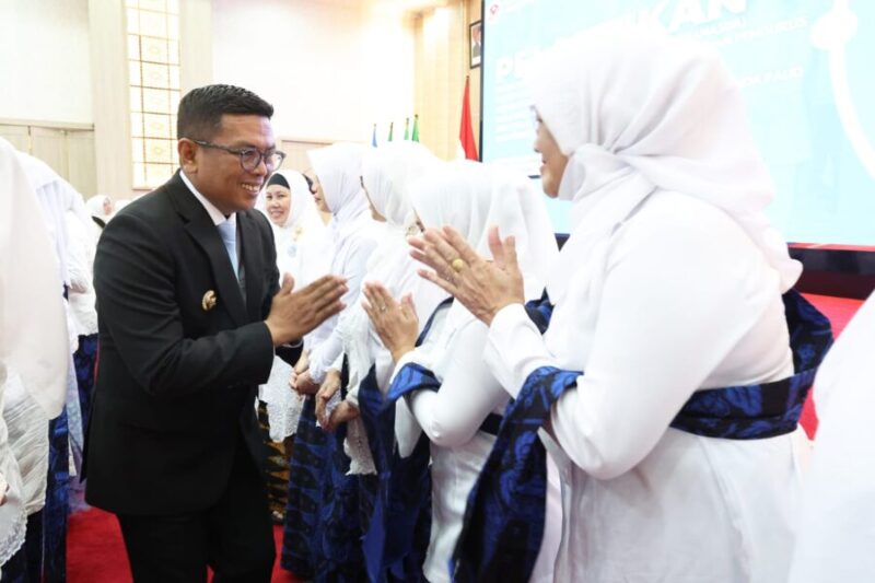 Gubernur Andra Soni Kukuhkan Pengurus Dekranasda dan Bunda PAUD Provinsi Banten