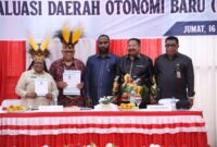 kegiatan Evaluasi Daerah Otonomi Baru (DOB) empat Provinsi di Papua yang berlangsung di Gereja Wesaroma Pikhe.