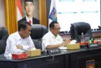 Menteri Dalam Negeri (Mendagri) Muhammad Tito Karnavian dan Menteri Pertanian (Mentan) Andi Amran Sulaiman dalam Rapat Koordinasi (Rakor) Percepatan Swasembada Pangan Menghadapi Musim Kemarau 2025