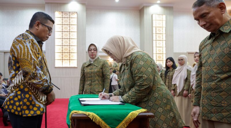 Andra Soni Resmi Kukuhkan PPTI Banten, Tekankan Percepatan Penanggulangan TBC