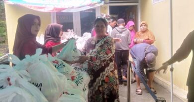 HPN 2026, PWI Banten Berbagi 300 Paket Sembako untuk Warga Kurang Mampu