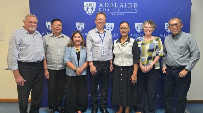 Kolaborasi UWM dan AEG Buka Peluang Pertukaran Mahasiswa hingga Program Gelar Ganda Kolaborasi UWM dan AEG Buka Peluang Pertukaran Mahasiswa hingga Program Gelar Ganda