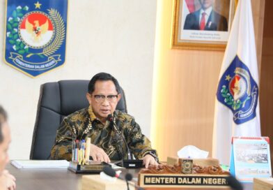 Mendagri Tito Karnavian Minta Percepatan Pembangunan Huntara bagi Korban Bencana di Sumatera