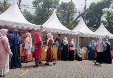 Ribuan Warga Ramaikan Perayaan HUT ke-29 Kota Bekasi di Halaman DPRD