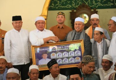 Safari Jumat di Seberang Ulu II, Gubernur Sumsel Tinjau Kondisi Lingkungan