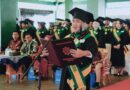 Ratusan Wisudawan UWM Dikukuhkan, Didorong Tingkatkan Daya Saing Global Ratusan Wisudawan UWM Dikukuhkan, Didorong Tingkatkan Daya Saing Global