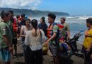 Bahaya Rip Current Mengintai, Tiga Pengunjung Nyaris Tenggelam di Pantai Parangkusumo Bahaya Rip Current Mengintai, Tiga Pengunjung Nyaris Tenggelam di Pantai Parangkusumo