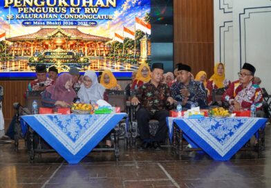 Condongcatur Jadi Percontohan, Pengukuhan Massal RT/RW Perkuat Akuntabilitas dan Pelayanan