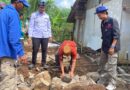 Kades Sindangheula Pimpin Peletakan Batu Pertama Rumah Baru Korban Rumah Roboh