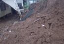 Dua Rumah Warga Pandeglang Rusak Parah Akibat Material Longsor Dua Rumah Warga Pandeglang Rusak Parah Akibat Material Longsor