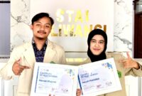 Aisyah Habibillah dan Risman Mulyana, mahasiswa STAI Siliwangi Bandung
