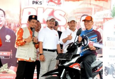 PKS Action Feat 24 Hadirkan Pasar Tani, Senam Bersama dan Cek Kesehatan Gratis PKS Action Feat 24 Hadirkan Pasar Tani, Senam Bersama dan Cek Kesehatan Gratis