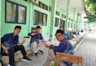 Dewan Guru MAN 2 Serang, Pesan Siswa Lulusan Tetap Jaga Nama Baik Madrasah Dewan Guru MAN 2 Serang, Pesan Siswa Lulusan Tetap Jaga Nama Baik Madrasah