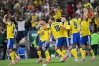 Pesepak bola Swedia merayakan gol ke gawang Tunisia pada pertandingan penyisihan Grup F Piala Dunia 2026 di Stadion Banco Bilbao Vizcaya Argentaria (BBVA), Monterrey, Meksiko, Senin (15/6/2026) WIB. (Aditya Pradana Putra/Antara Foto)