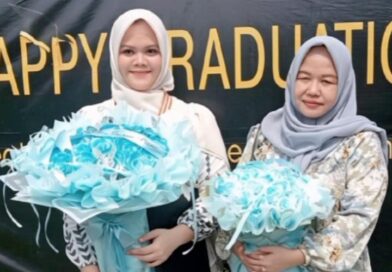 Latipah Ajak Adik Kelas Tak Menyerah Hanya Karena Faktor Ekonomi: Perjuangan dan Prestasi Kunci Sukses