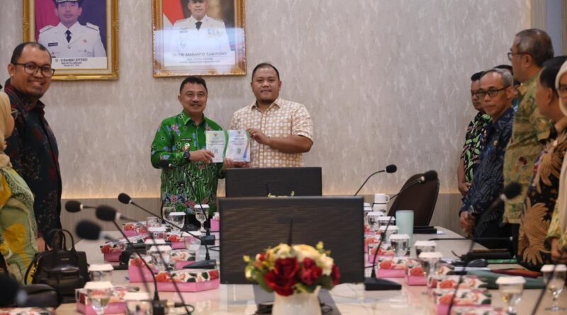 Harris Bobihoe Sambut DPRD Banjarbaru, Peningkatan PAD Jadi Agenda Utama