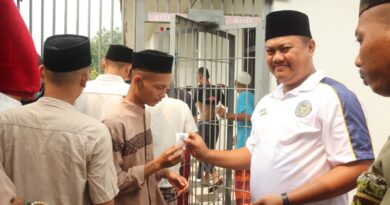 Jumat Berkah di Lapas Serang, WBP Dapat Voucher Telepon Gratis untuk Hubungi Keluarga