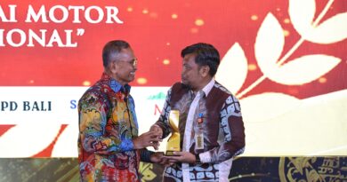 Komitmen Sekolah Gratis Berbuah Prestasi, Andra Soni Raih Top Regional Leader Awards 2026 Komitmen Sekolah Gratis Berbuah Prestasi, Andra Soni Raih Top Regional Leader Awards 2026