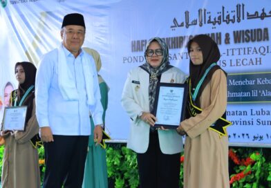 Cik Ujang Dorong Penguatan Pesantren untuk Mewujudkan Generasi Berdaya Saing Cik Ujang Dorong Penguatan Pesantren untuk Mewujudkan Generasi Berdaya Saing