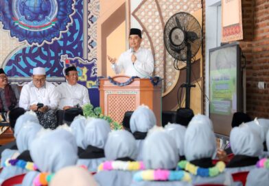 Hadiri Wisuda Santri, Wagub Dimyati Ingatkan Pentingnya Menjaga Akhlak