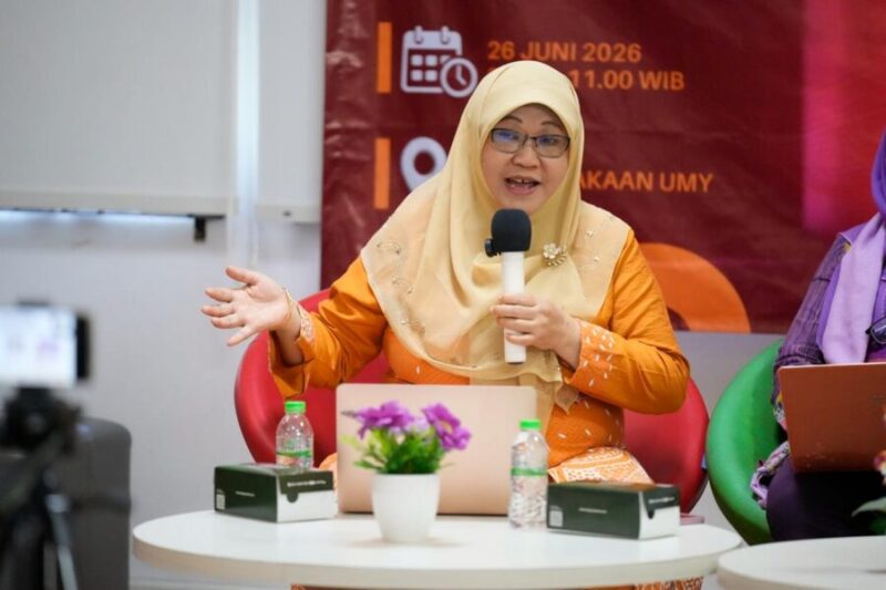Guru Besar UMY bidang ilmu Evaluasi Pendidikan, Prof. Dr. Akif Khilmiyah, M.Ag., dalam Diskusi Publik di UMY