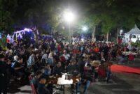 antusiasme masyarakat Lampung saat menghadiri acara nobar Piala Dunia FIFA 2026 di PKOR Way Halim, Bandar Lampung