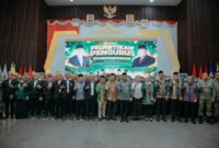 Gubernur Lampung bersama pengurus Majelis Wilayah KAHMI serta jajaran Forkopimda berfoto bersama usai prosesi pelantikan di Mahan Agung