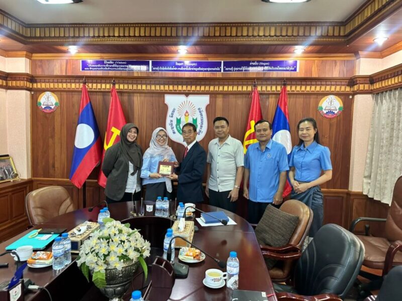 Kunjungan delegasi UMY ke Rattana Institute of Technology