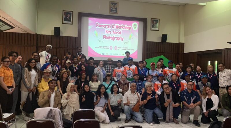 Layang-Layang Naik Kelas, Mahasiswa Jogja Diajak Kuasai Fotografi Udara
