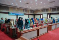 Para anggota Koperasi Pegawai Republik Indonesia (KPRI) Saptawa Provinsi Lampung mengikuti pembukaan Rapat Anggota Tahunan (RAT) Tahun Buku 2025 di Gedung PusibanPara anggota Koperasi Pegawai Republik Indonesia (KPRI) Saptawa Provinsi Lampung 