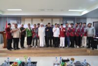 Wagub Banten Achmad Dimyati Natakusumah secara resmi menghadiri Pelantikan Pimpinan Wilayah (PW) Pemuda Muslimin Indonesia Provinsi Banten Periode 2026–2030 pada Sabtu (18/7/2026). Bertempat di Aula Dinas Komunikasi, Informatika, Statistik, dan Persandian Provinsi Banten.