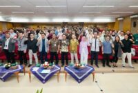 Foto bersama pembicara dan peserta talkshow Kick  Off UMY Career Fair 2026