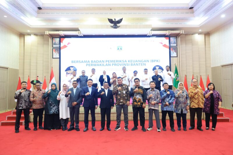 Andra Soni: Keuangan Banten Harus Dikelola Transparan, Akuntabel, Efektif, dan Efisien Andra Soni: Keuangan Banten Harus Dikelola Transparan, Akuntabel, Efektif, dan Efisien