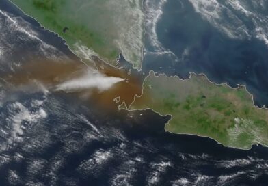 Pemprov Lampung Imbau Masyarakat Tetap Tenang dan Gunakan Masker Hadapi Abu Vulkanik Gunung Anak Krakatau Pemprov Lampung Imbau Masyarakat Tetap Tenang dan Gunakan Masker Hadapi Abu Vulkanik Gunung Anak Krakatau