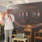 Before all speakers on the Book Launch of The Art of Heroic Leadership yesterday at Kinokuniya Grand Indonesia, the President of UID Foundation, Kak @Pengguna tak dikenal inspired all attendants to keep being presence on every family, organization and group or communities, inclidong member of parliament