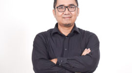 Foto Dosen Prodi Pendidikan Bahasa Inggris, Endro Dwi Hatmanto, S.Pd., M.A., Ph.D.  