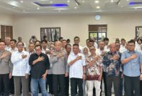 Kapolda Banten Irjen Pol. Hengki Ketua PWI Provinsi Banten Rian Nopandra bersama pengurus PWI dan puluhan jurnalis