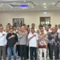 Kapolda Banten Irjen Pol. Hengki Ketua PWI Provinsi Banten Rian Nopandra bersama pengurus PWI dan puluhan jurnalis