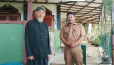 Mbah Pono Aca (72), juru kunci yang telah merawat kompleks Makam Ki Ageng Wonosobo selama 14 tahun